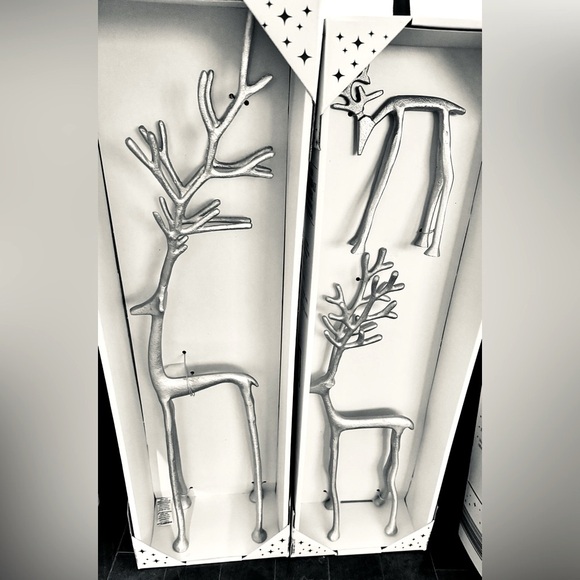 New Silver Merry Moments 2024 Reindeer Set!